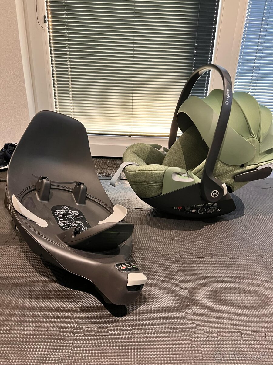 Predám detskú autosedačku CYBEX Cloud T i-Size Leaf Green +