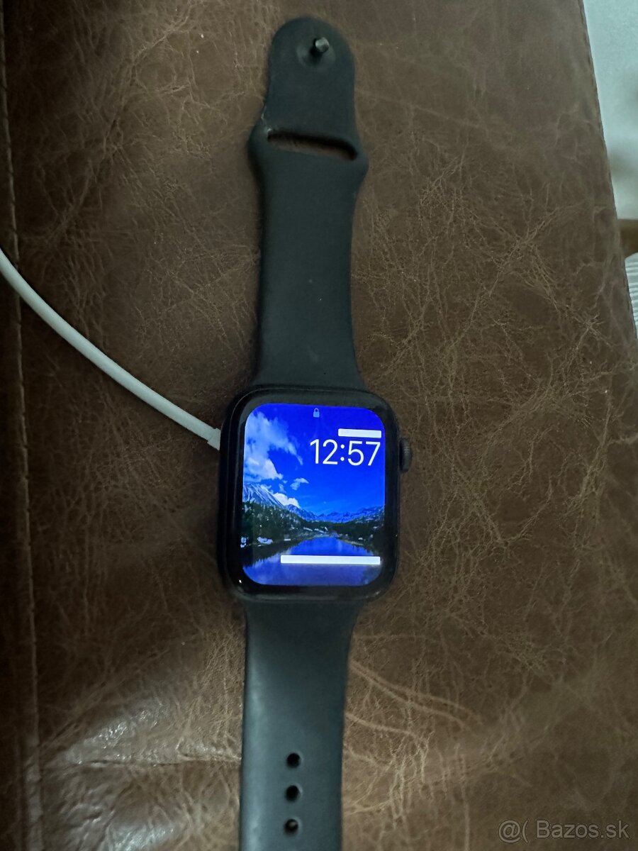 Apple watch 6 , 44mm