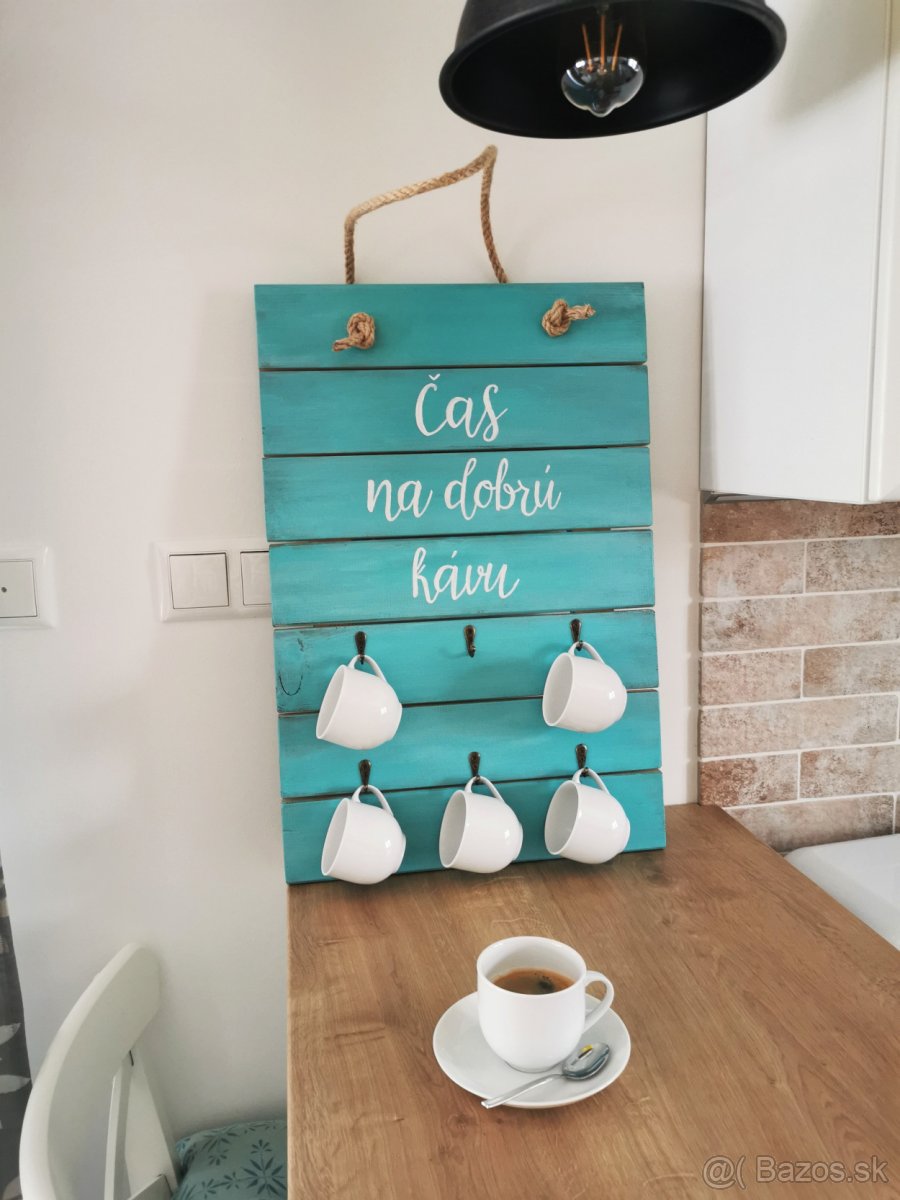 Shabby chic závesný držiak na kávové šálky