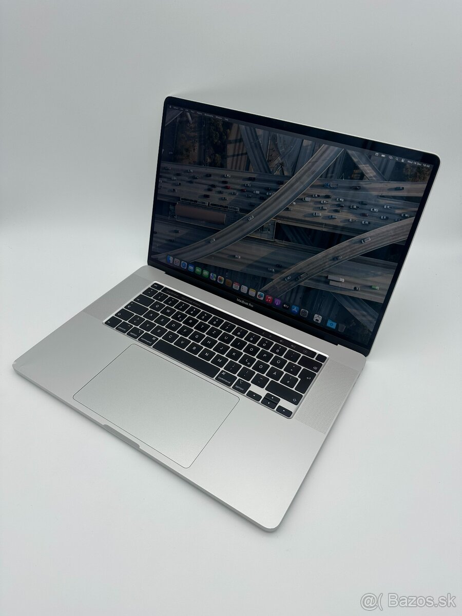 MacBook Pro 16" Retina CTO Silver i9/32GB/500GB