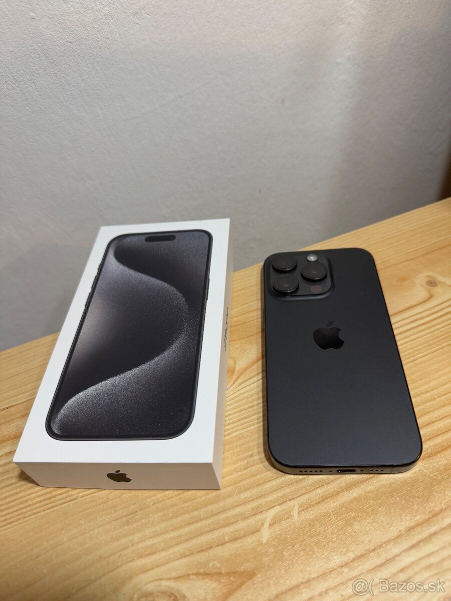 Apple iPhone 15 Pro black titanium 256gb