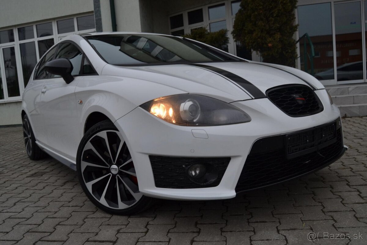 SEAT LEON 2.0 TDI FR, 2011, ELEKTRÓNY R18, XENÓNY, TEMPOMAT