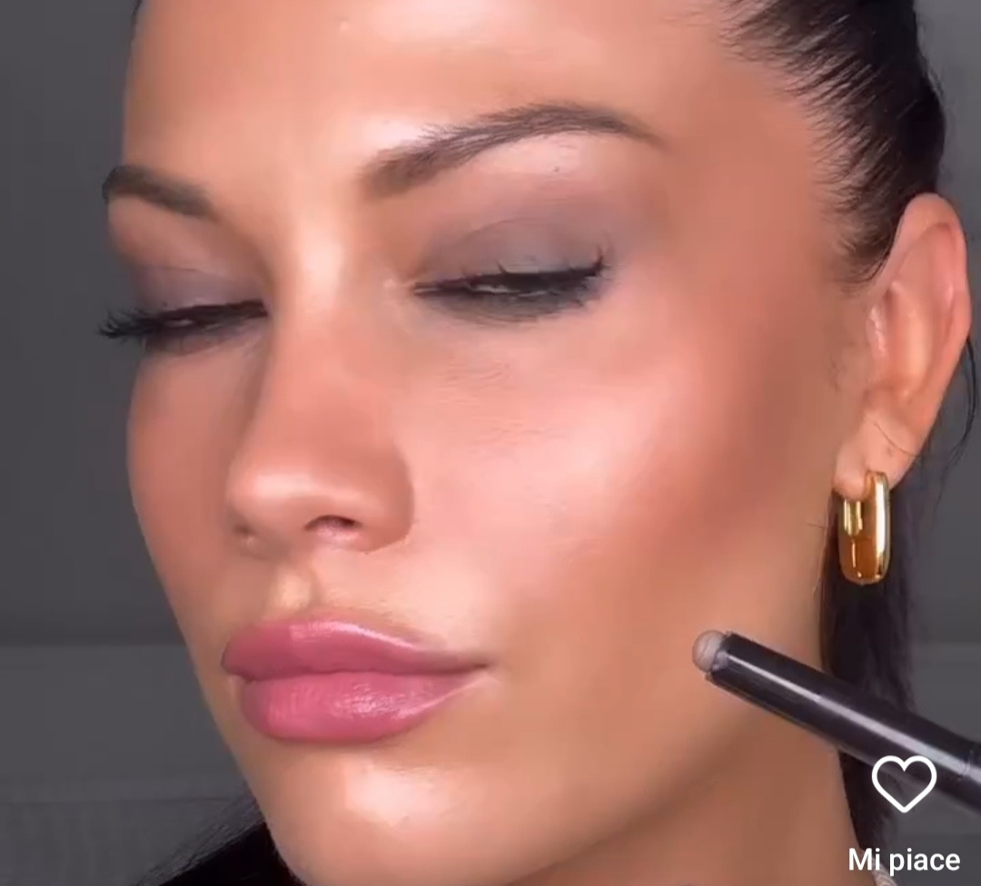 Očné tiene Laura Mercier Caviar Stick Eye Color