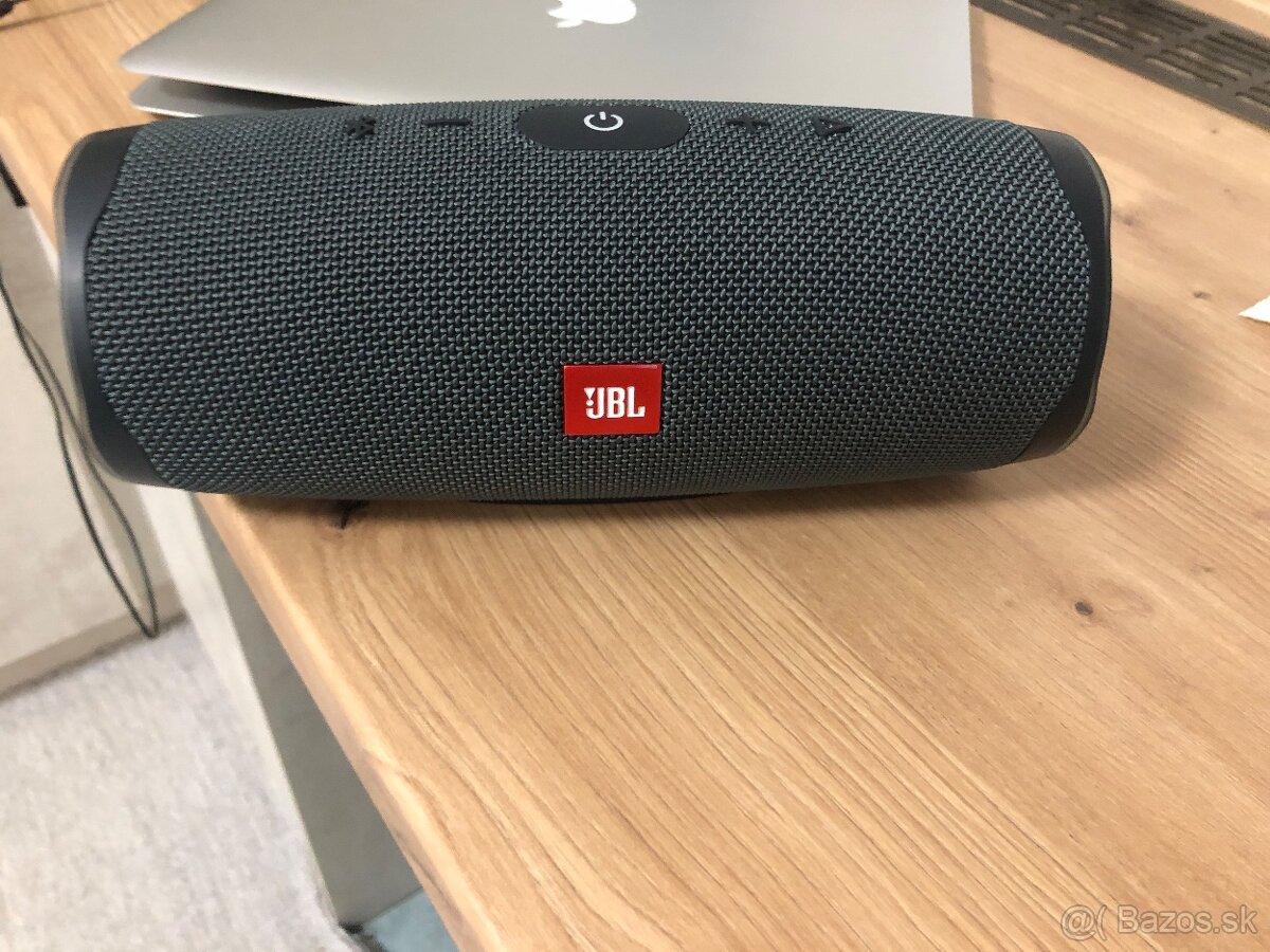 JBL Charge Essential 2