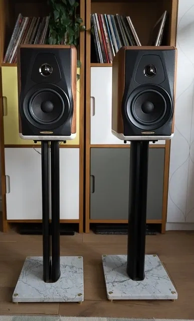 Sonus Faber Electa Amator III + stands