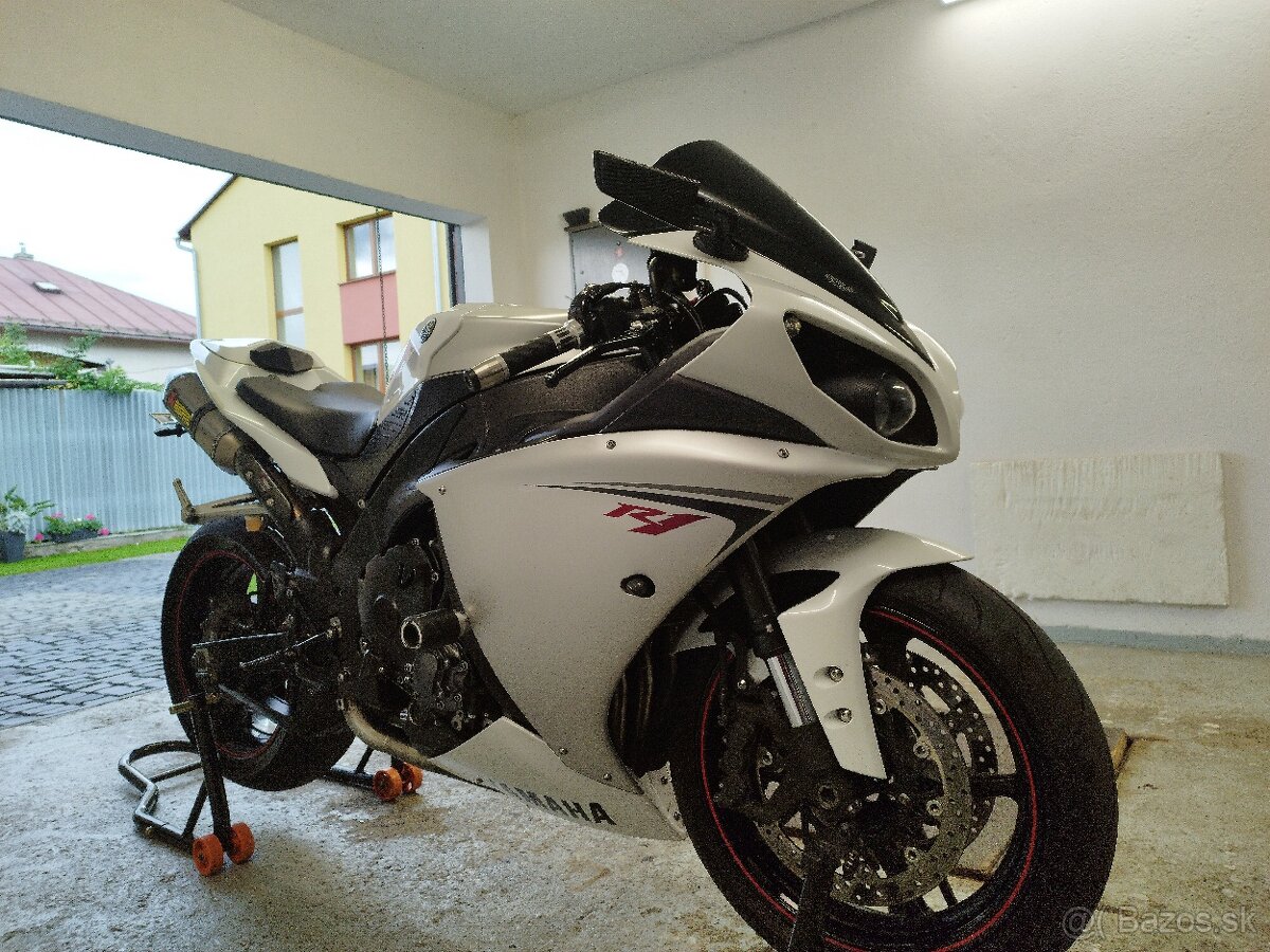 Yamaha R1 rn22  YZF