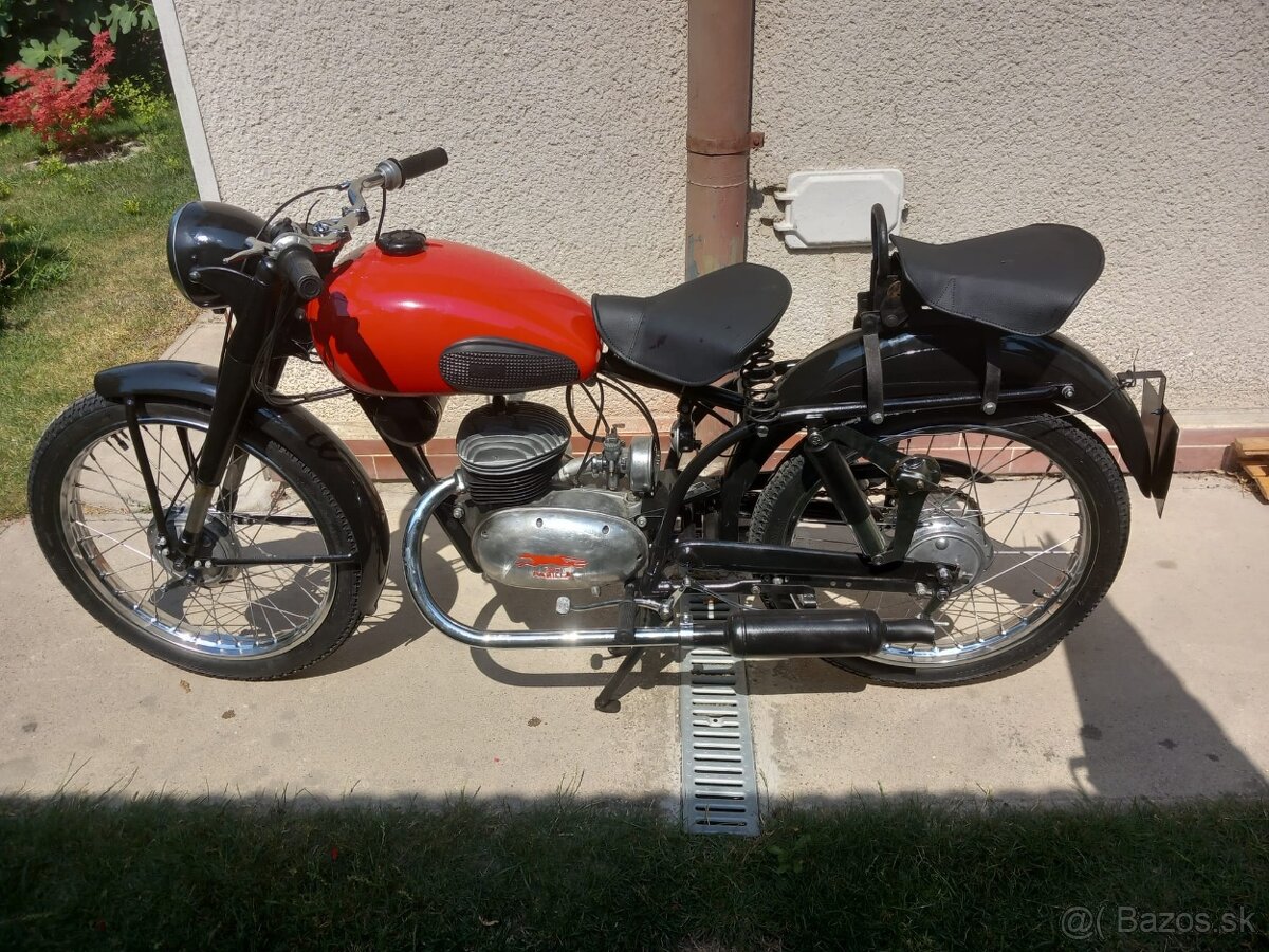 Parilla 125cc Turismo