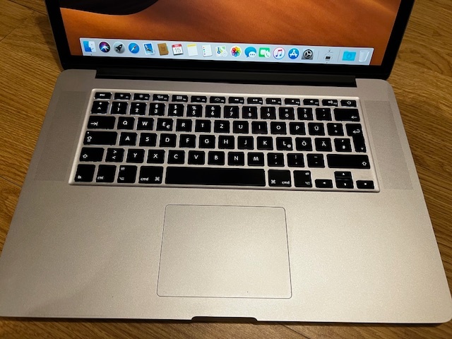 Apple MacBook pro 15” RETINA 500Gb SSD /SUPER CENA/