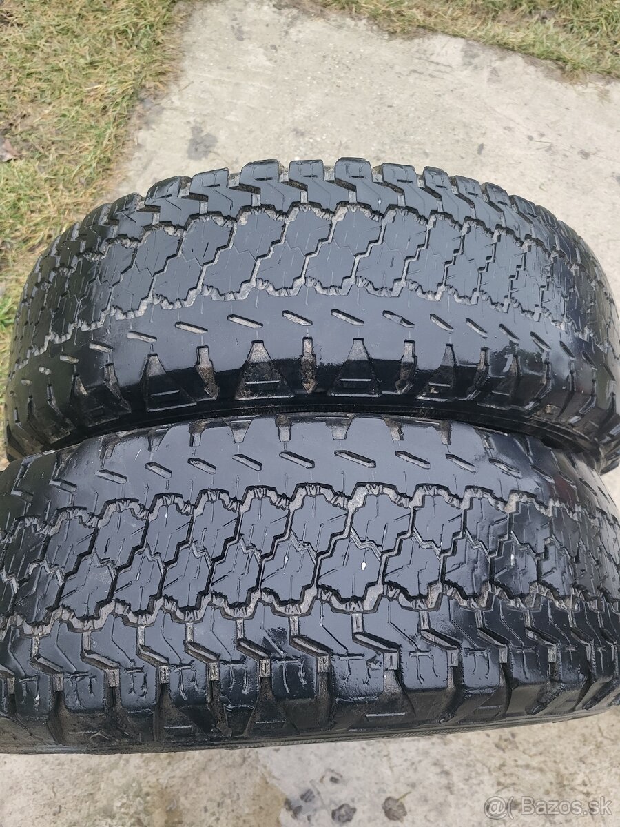 Zimné 205/75 R15