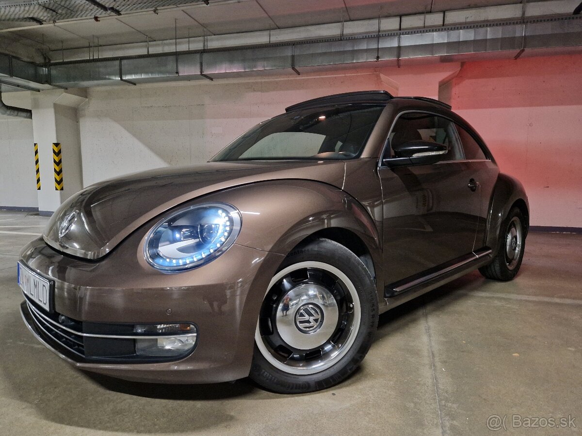 VW BEETLE 2,0 103kW Panorama Koža