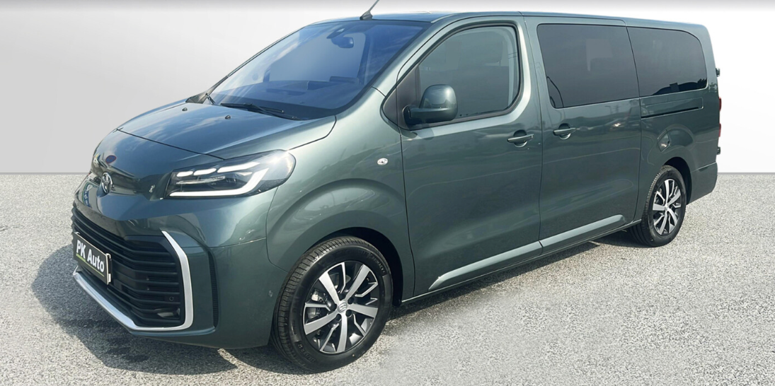 8 MIESTNE AUTO NA PRENÁJOM / TOYOTA PROACE VERSO 2.0CDTi/180