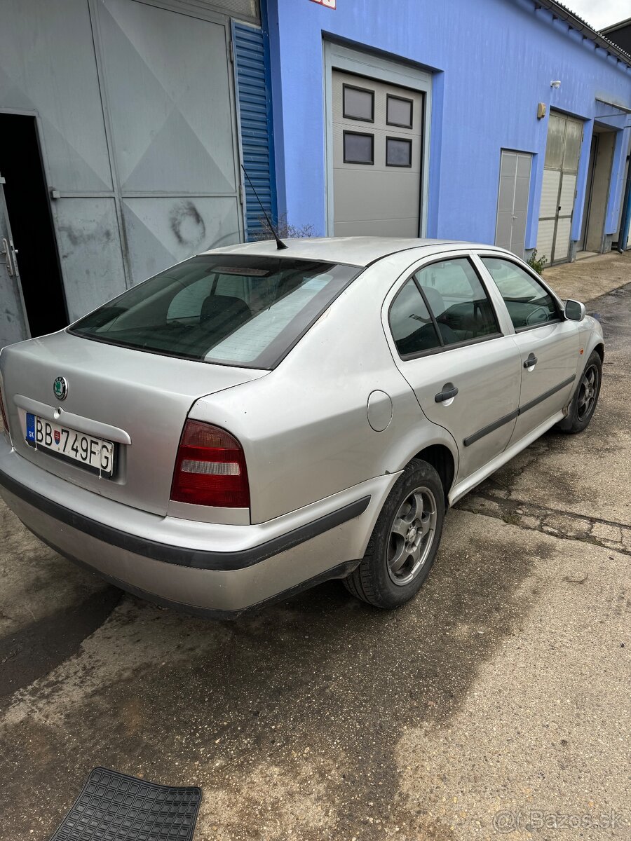 Skoda Oktavia 1 1.9tdi 66kw 1999