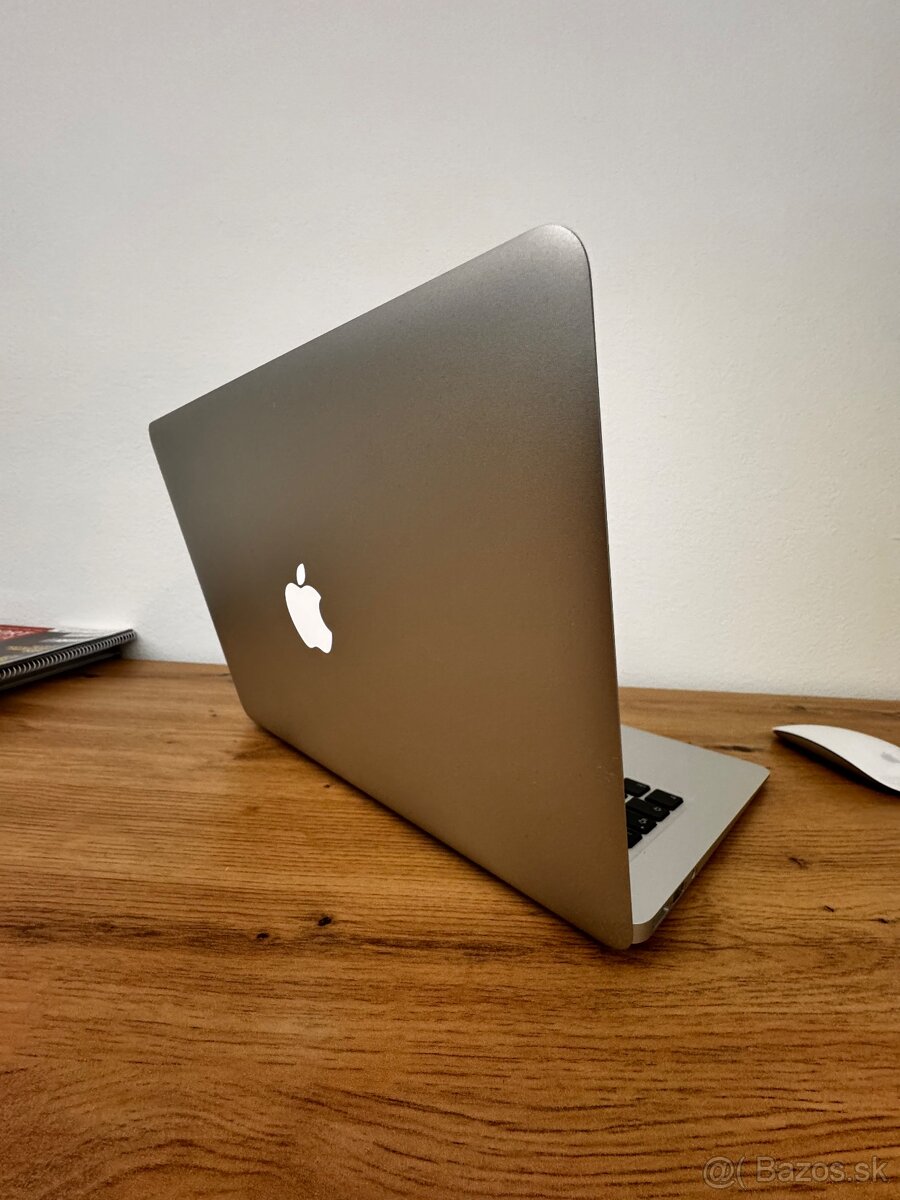 MacBook Air (13-inch, Early 2015)