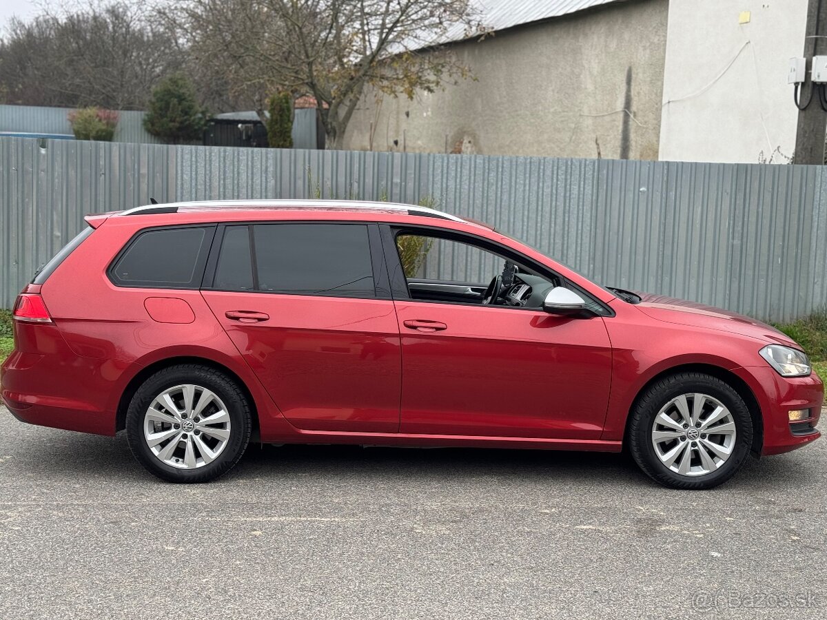 Wolkswagen Golf 7 Variant 1.6TDI  Stav Nového