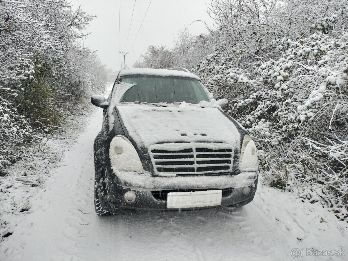 Ssang Yong Rexton 2.7 xdi 121 kw MT/5 RX 4X4