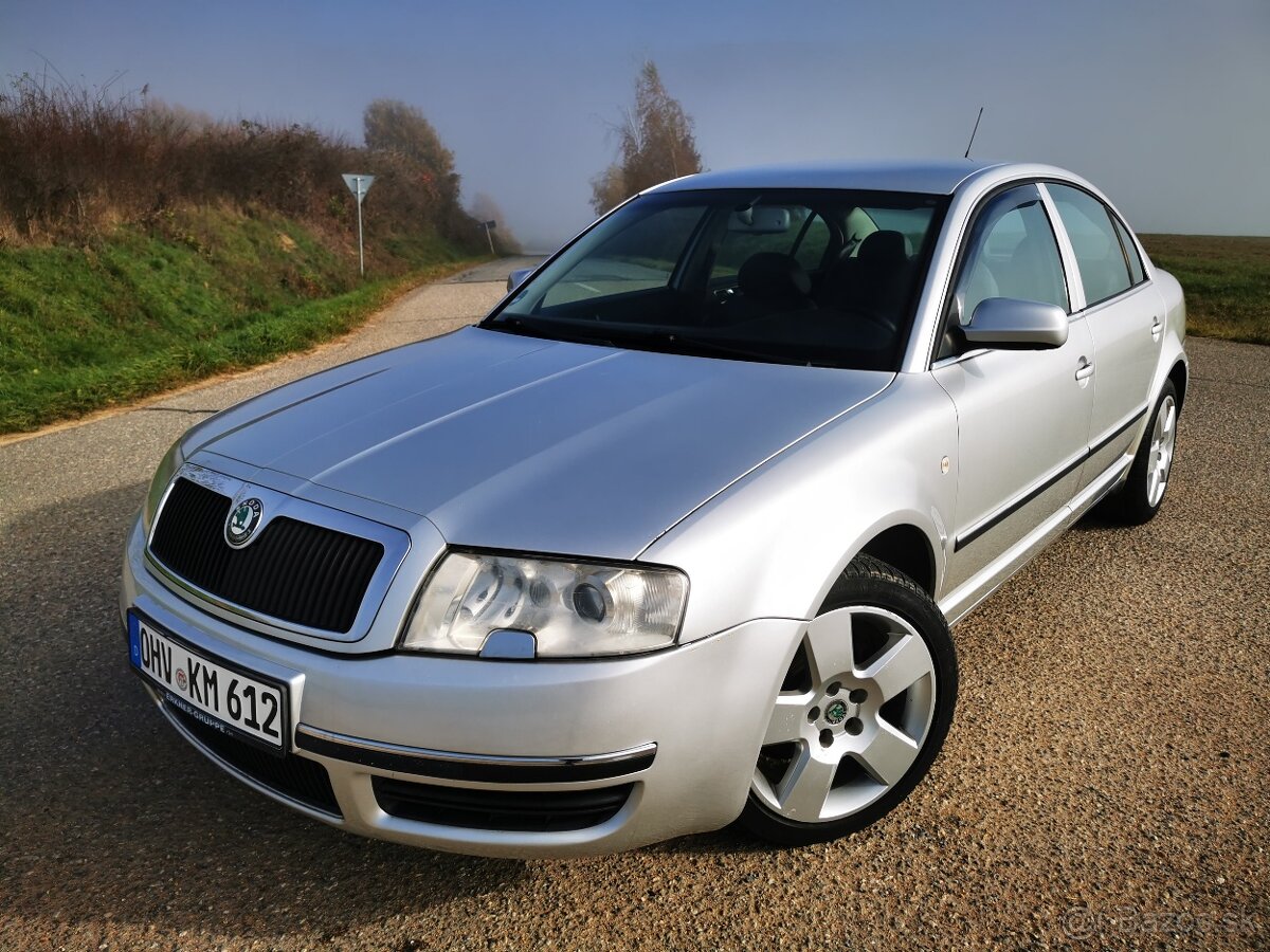 ŠKODA SUPERB 2.0TDI 103KW 140PS XENON NAVI KOŽA ŤAŽNÉ R17