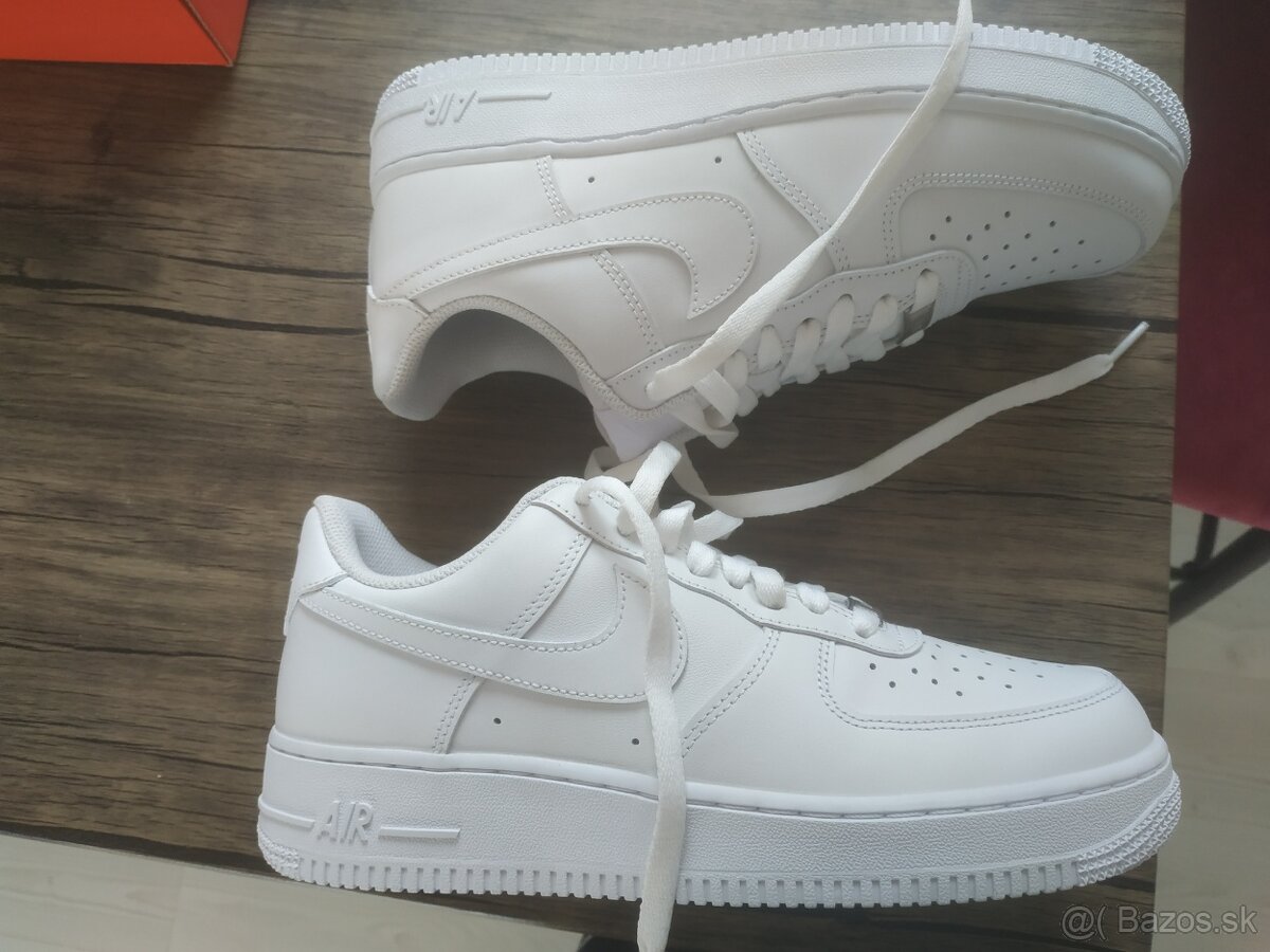 Nike air force 1 white