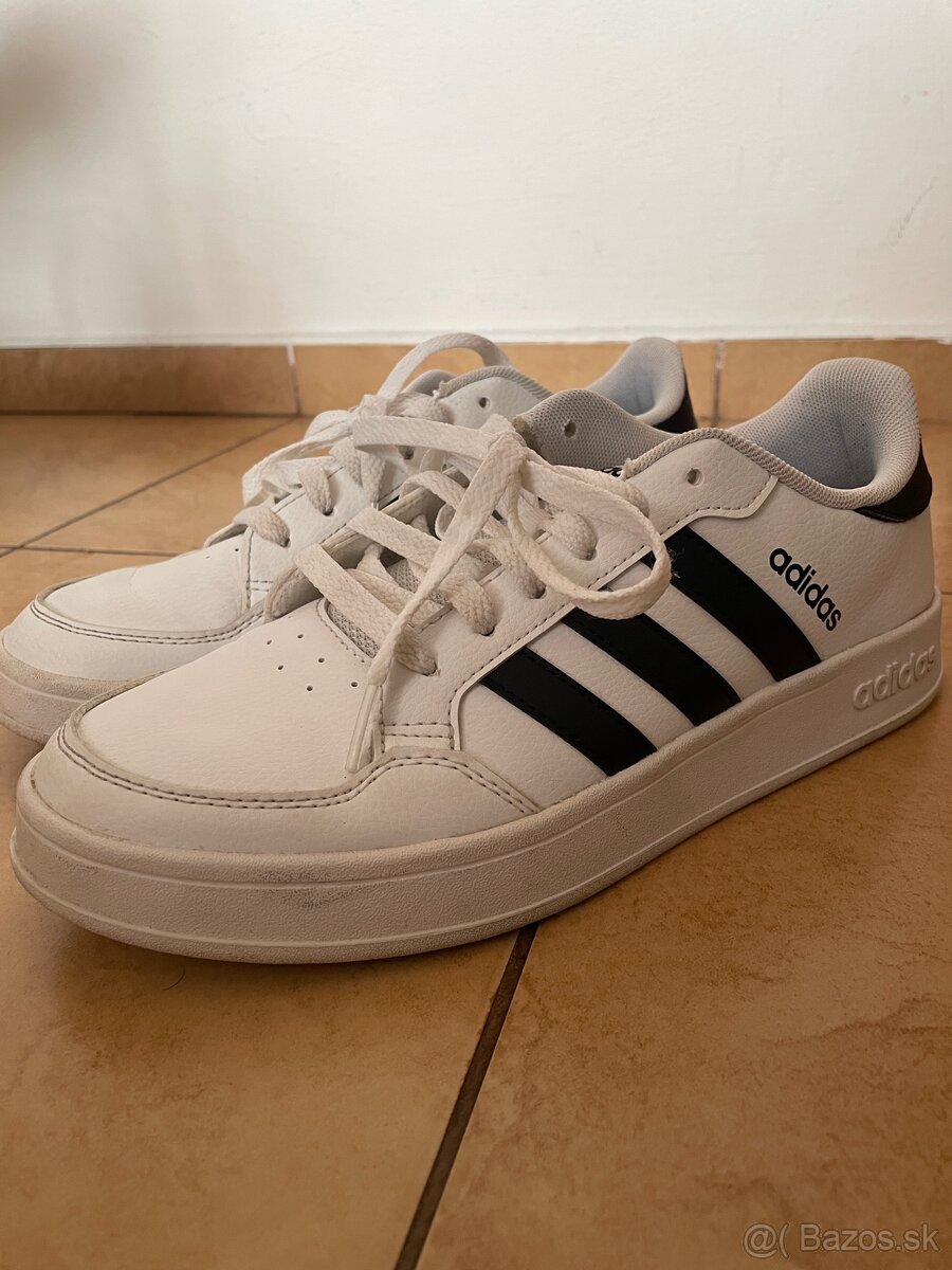 Adidas grand court