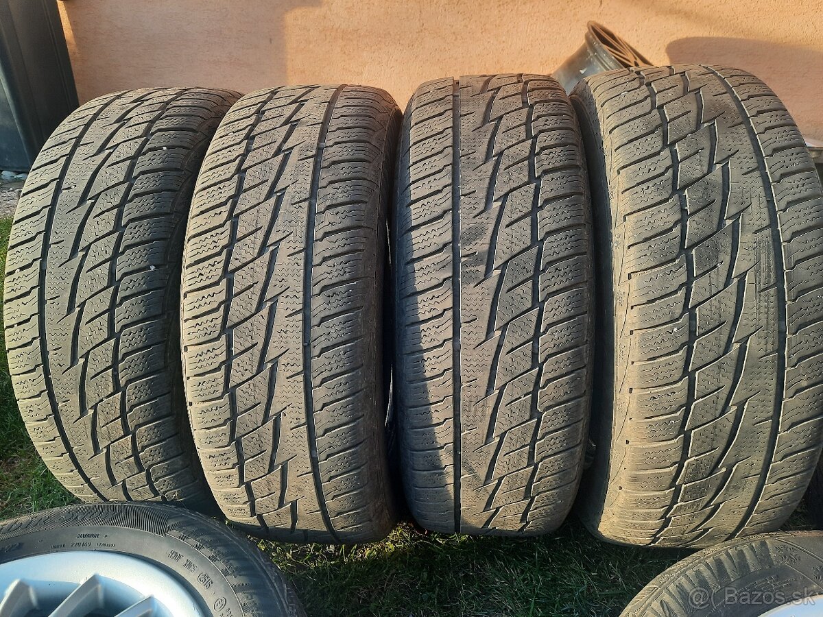 zimne 215/60 r16