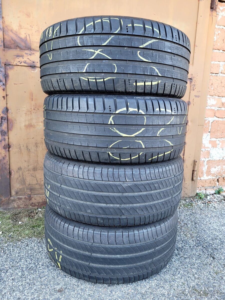 235/45 R18 Michelin