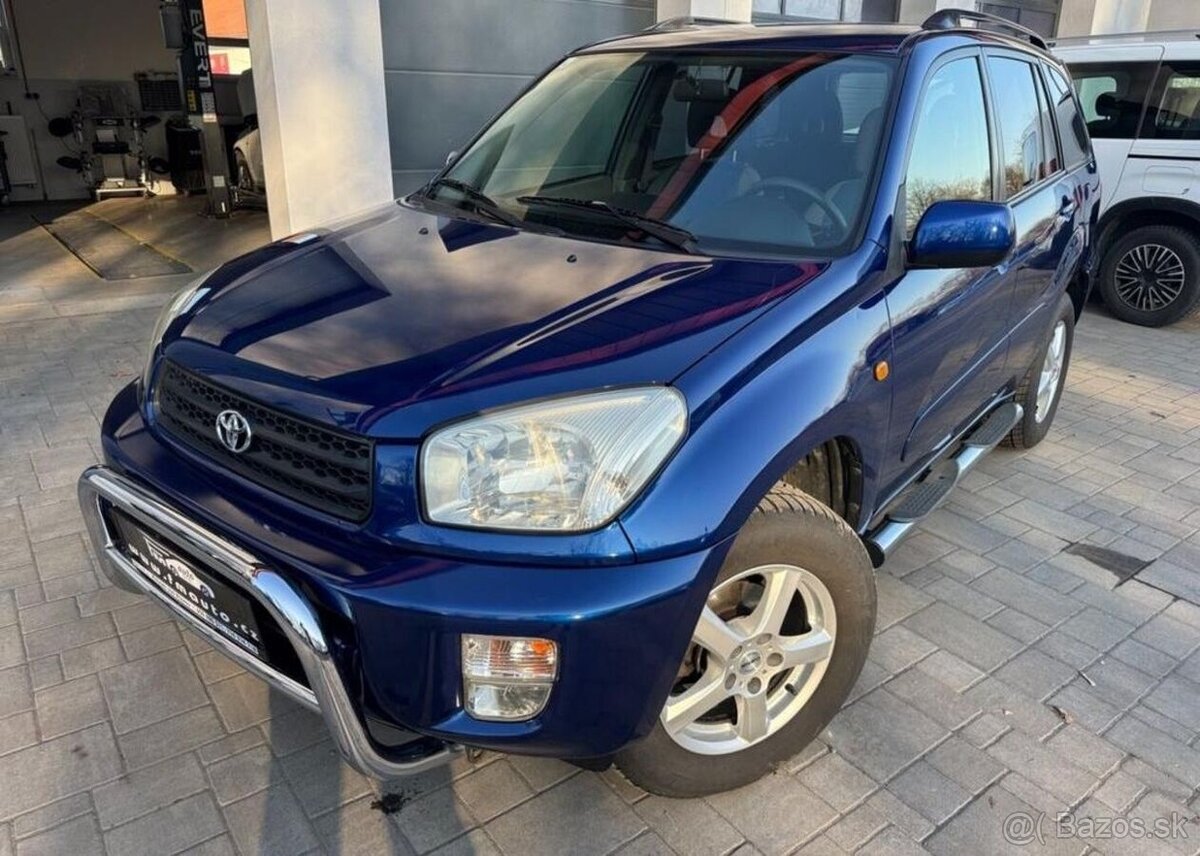 Toyota Rav4 2.0 VVT-i benzín manuál 110 kw