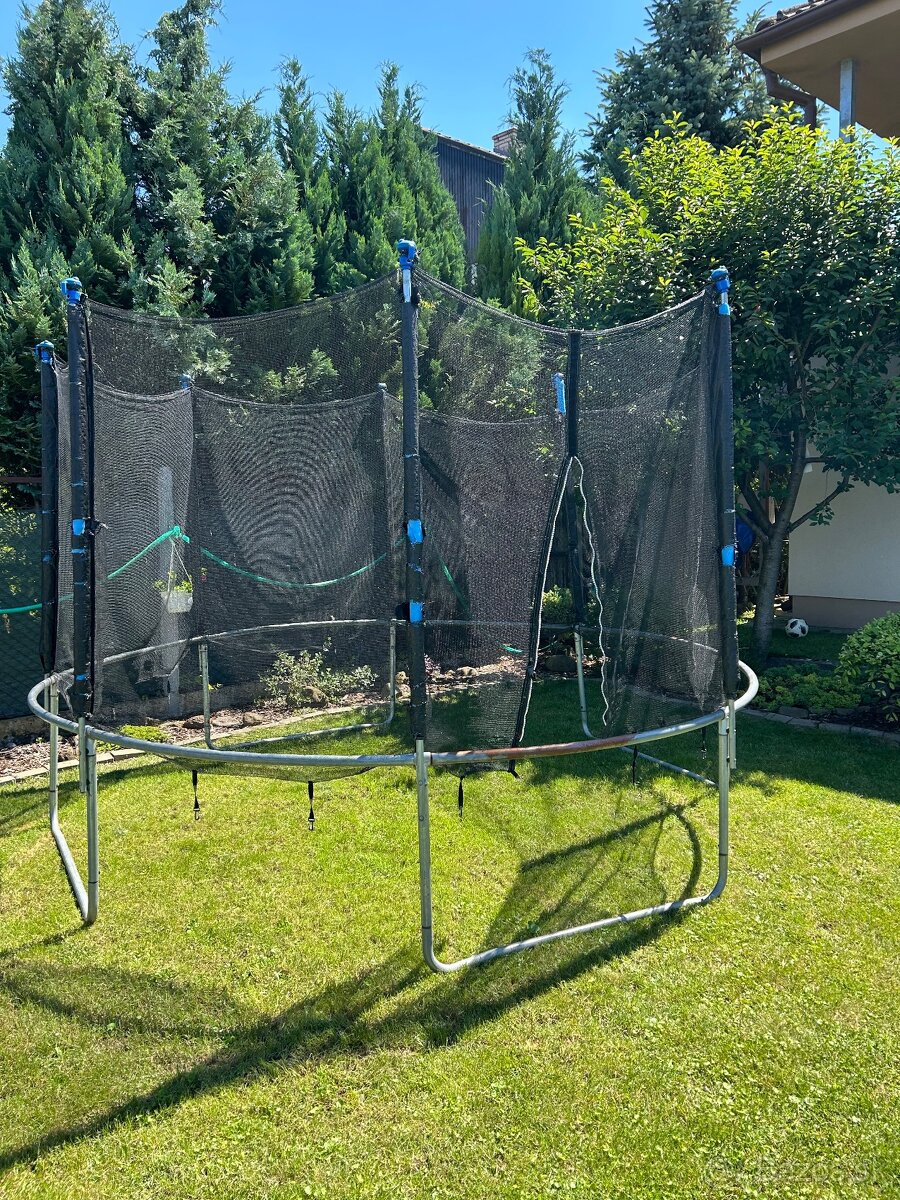 Trampolína priemer cca 3,8m