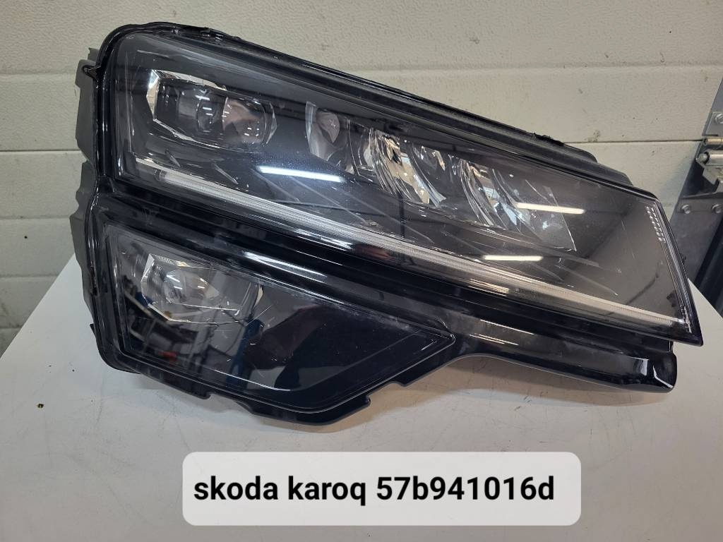 Skoda karoq 57B941016d svetlo led prave