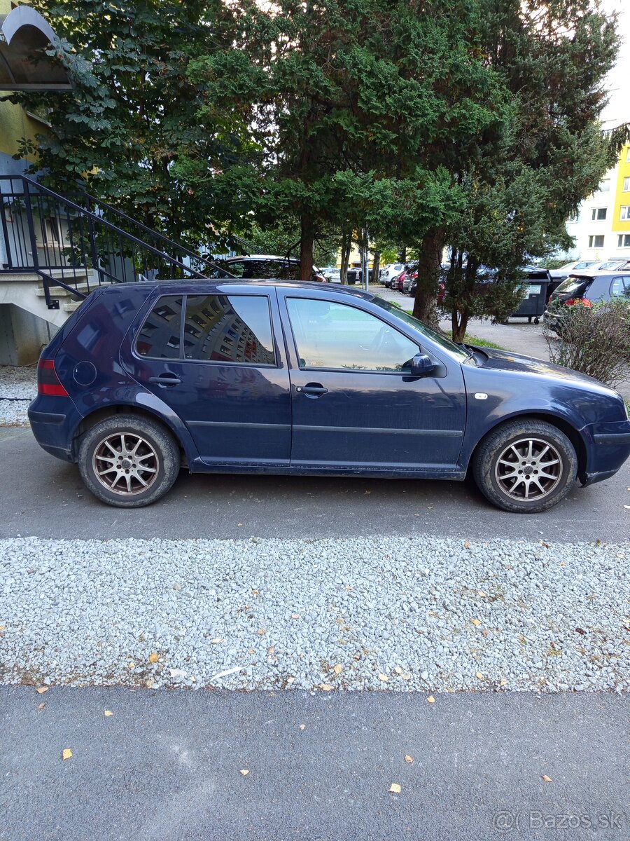 Golf 4