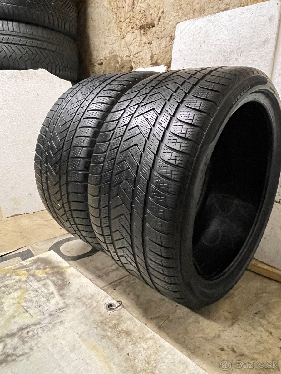 Pirelli 315/35 R21 2x=150€