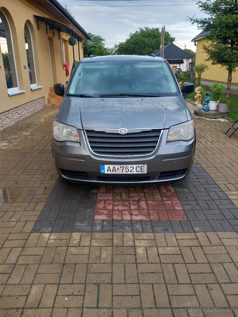 Chrysler grand voyager 7 miestne