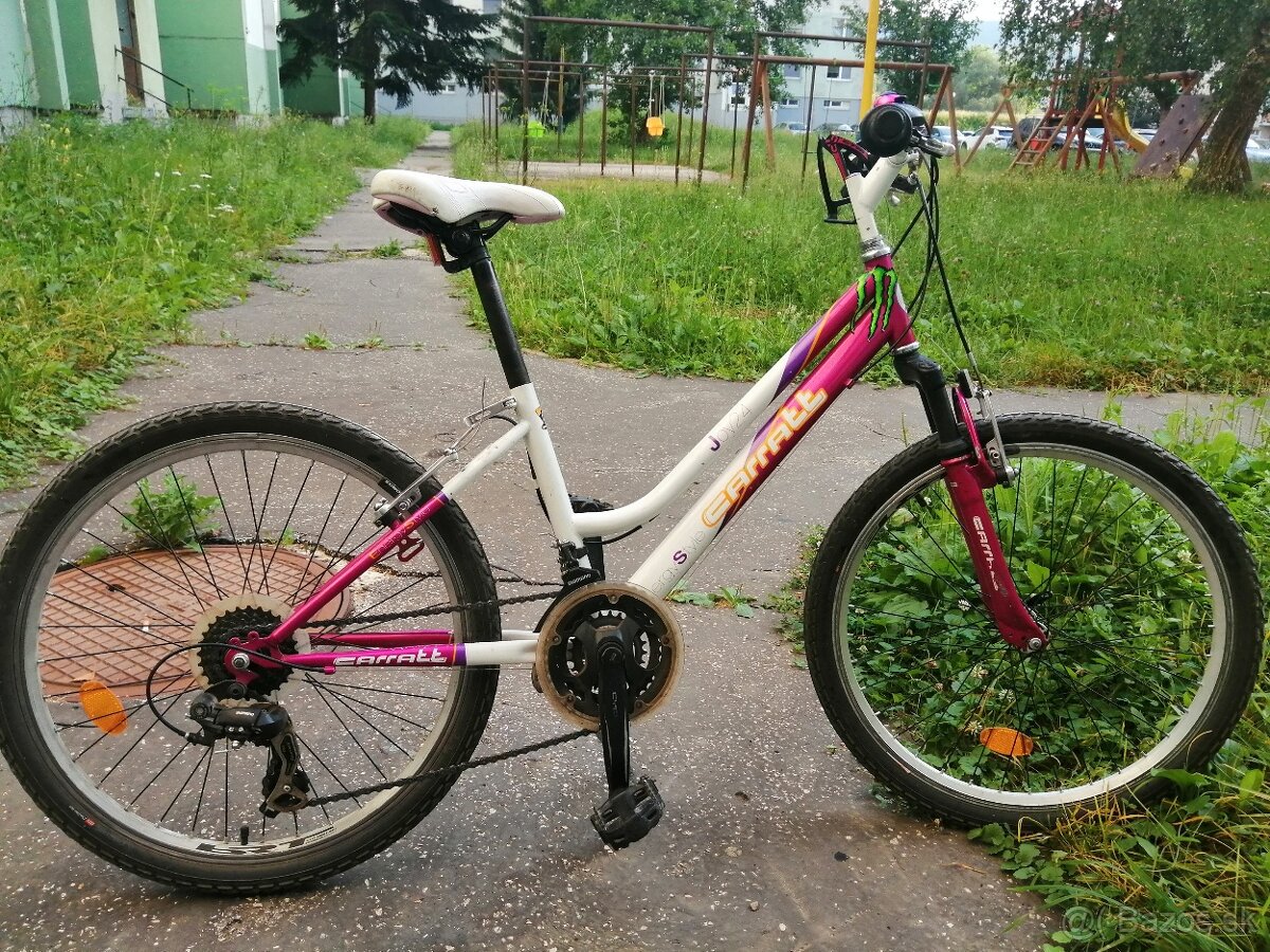 Juniorský MTB bicykel od značky Carrat vo veľkosti 24"