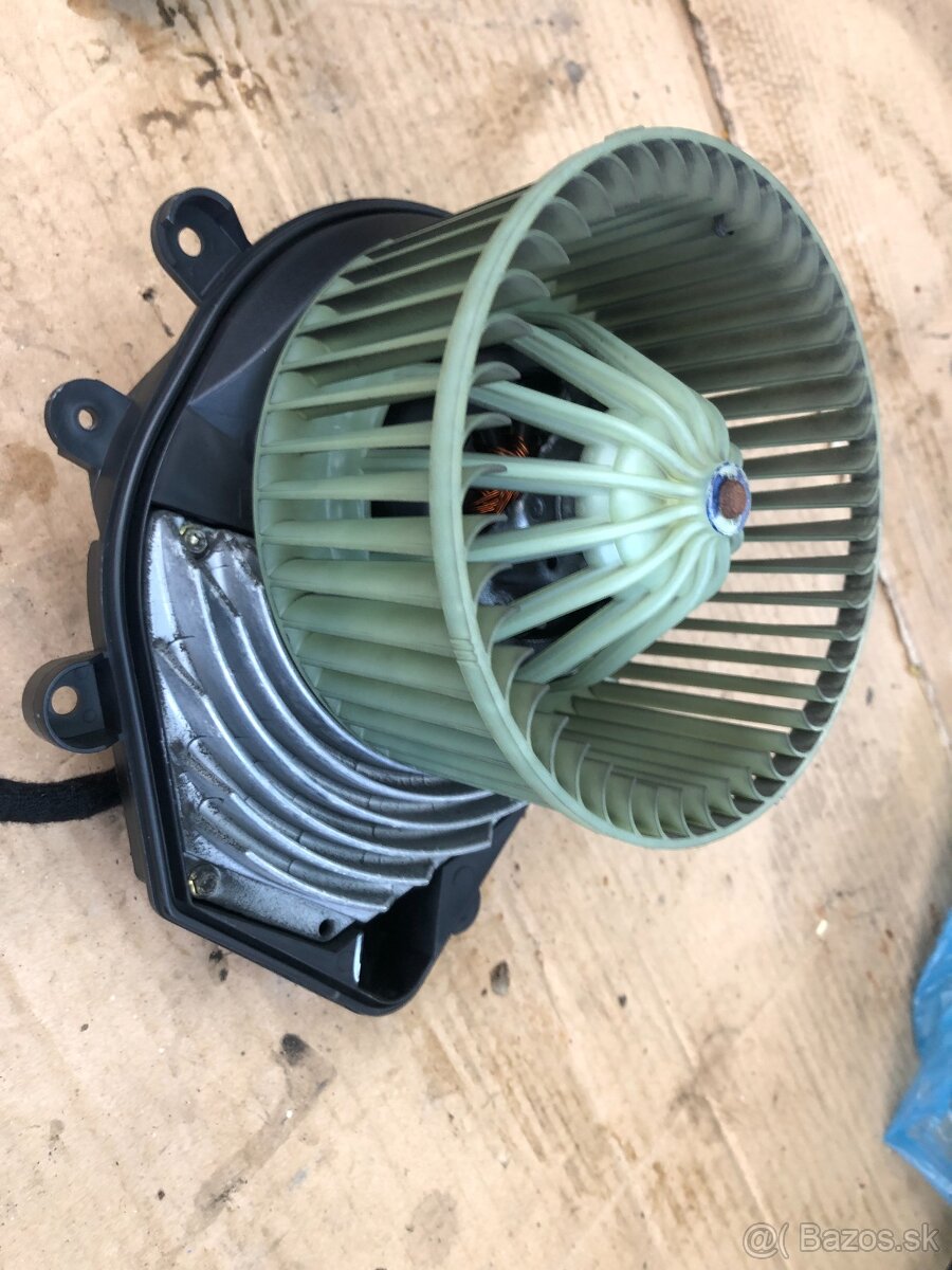 VENTILÁTOR VW PASSAT b5 B5,5 HIGHLINE AUDI Š.SUPERB