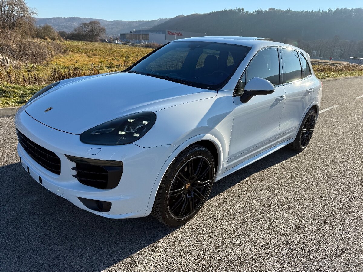 PORSCHE CAYENNE 3.0d GTS packet Možná výmena