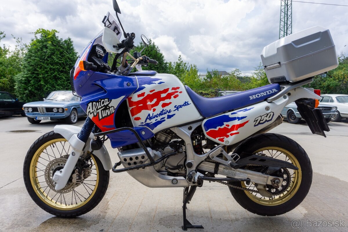 Honda Africa Twin XRV 750 44kw Manuál