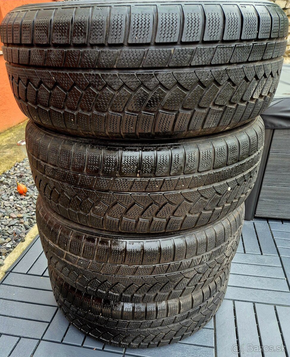 Zimné pneumatiky 235/65r17