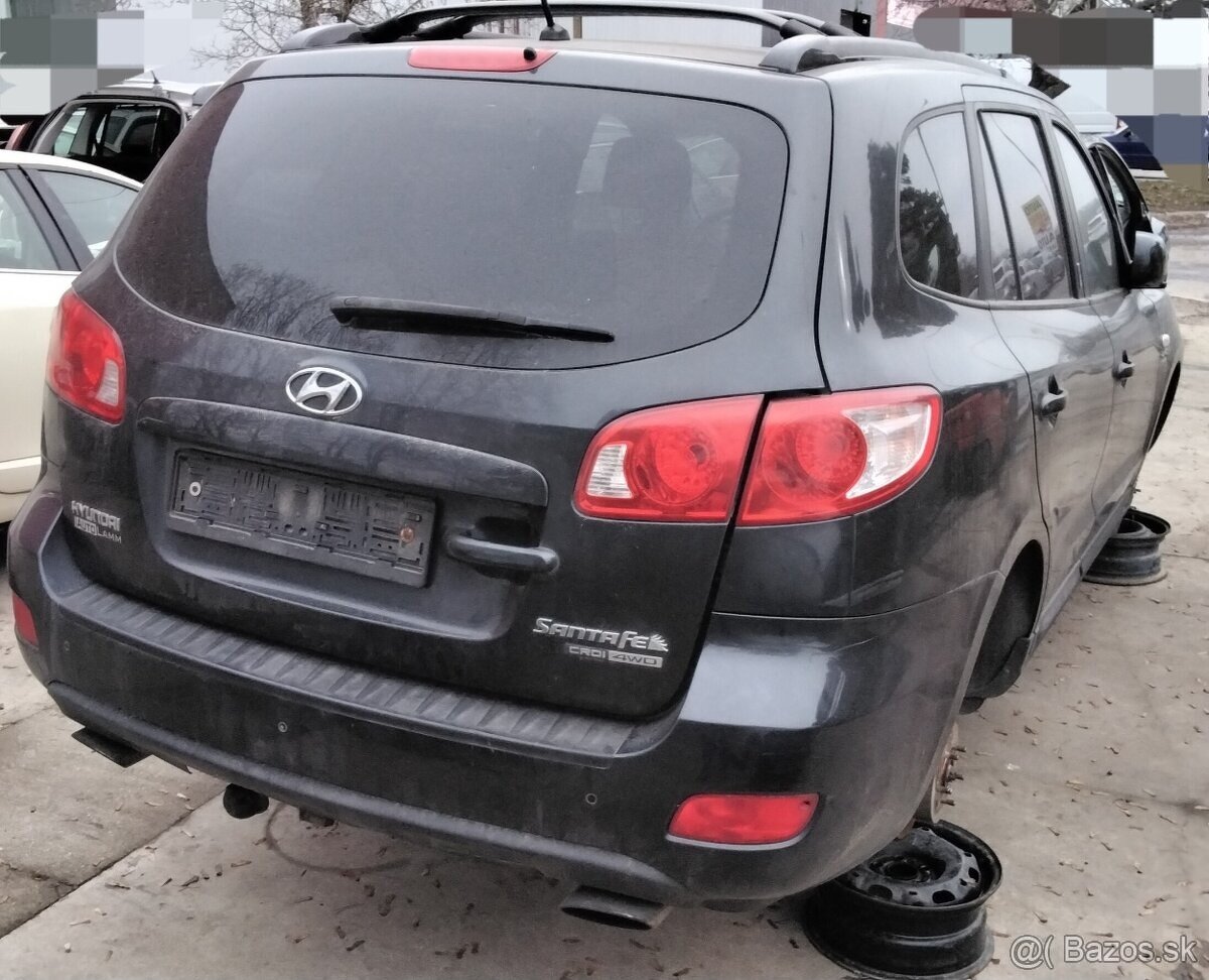 Hyundai Santa Fe 2.2 CRDi 2008 4WD predám DVERE, PIATE DVERE