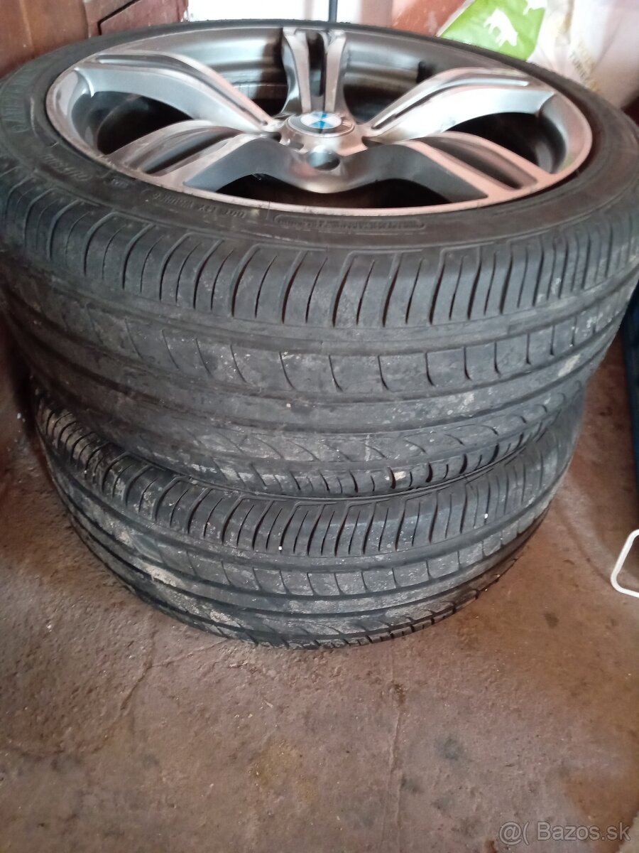 R19 245/45 R19