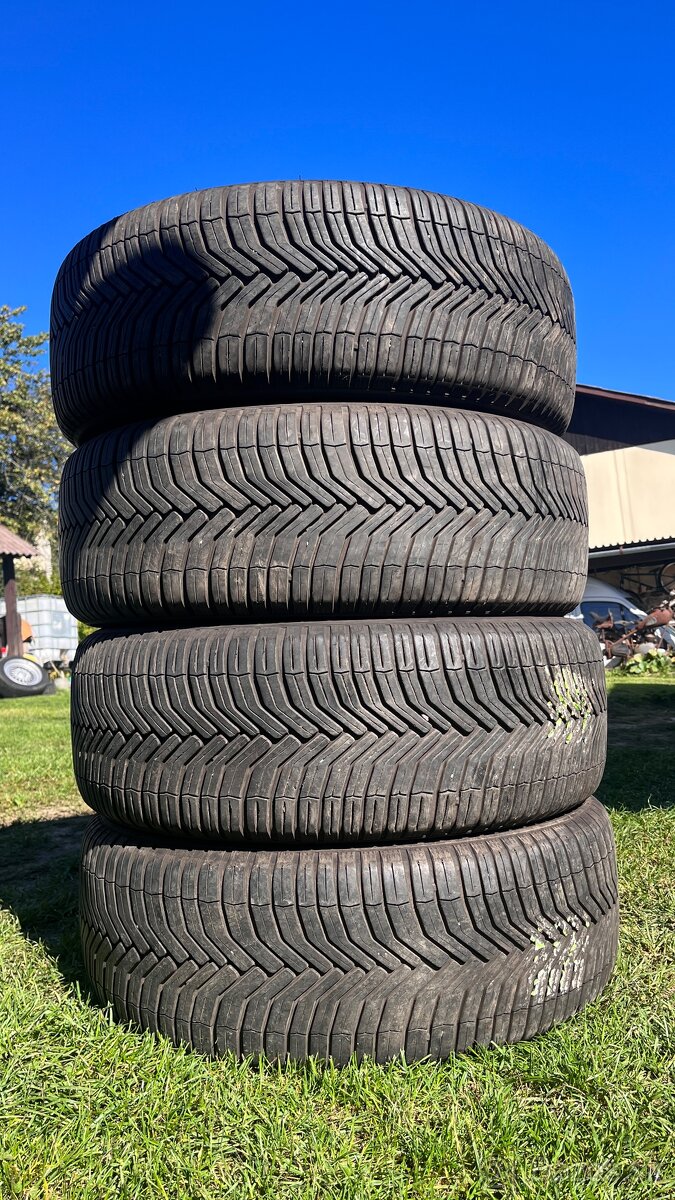 ❄️Celoročné pneu 225/55 r18 ☀️