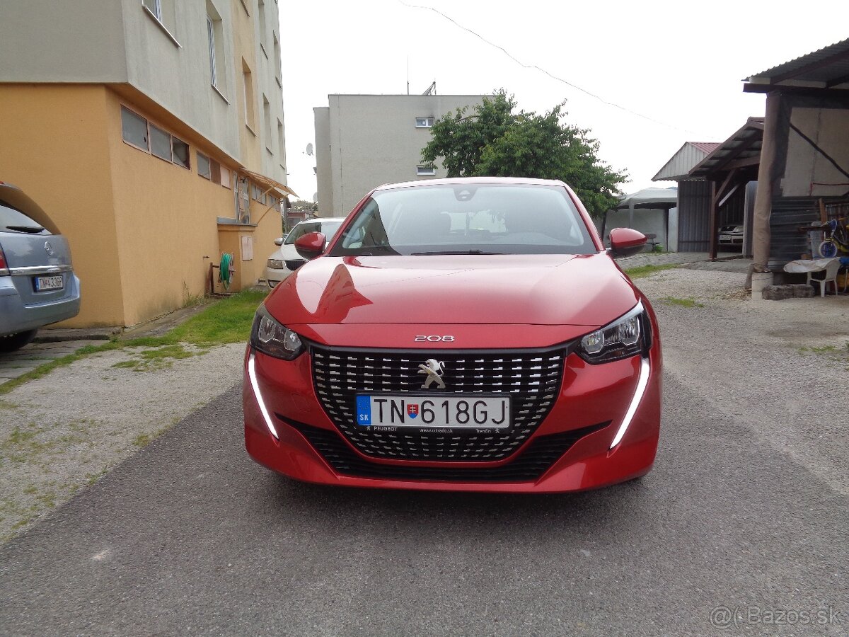 Predám PEUGEOT 208 1,2 74 kW benzín Pure Tech