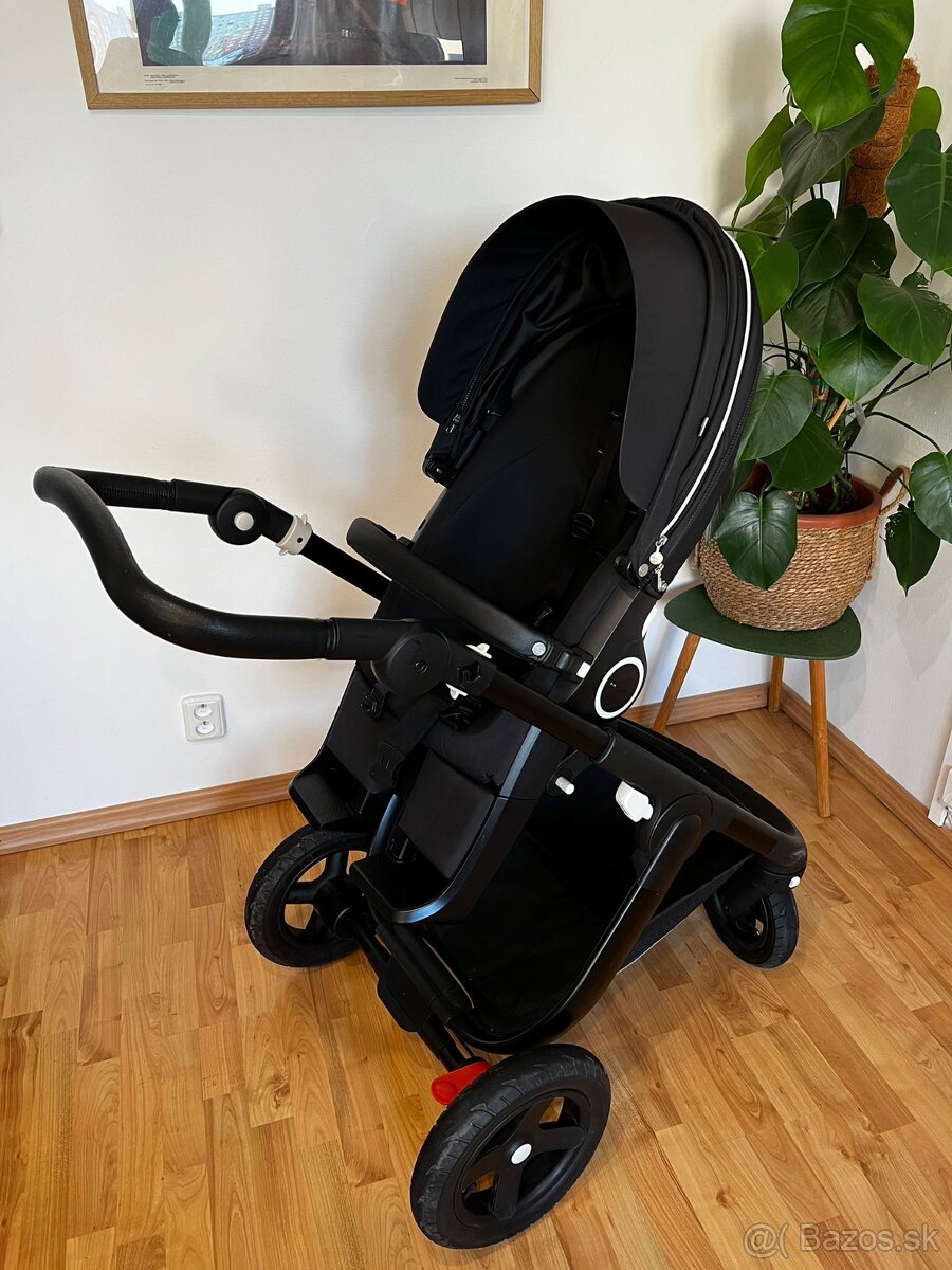 STOKKE TRAILZ BLACK/BLACK kocik