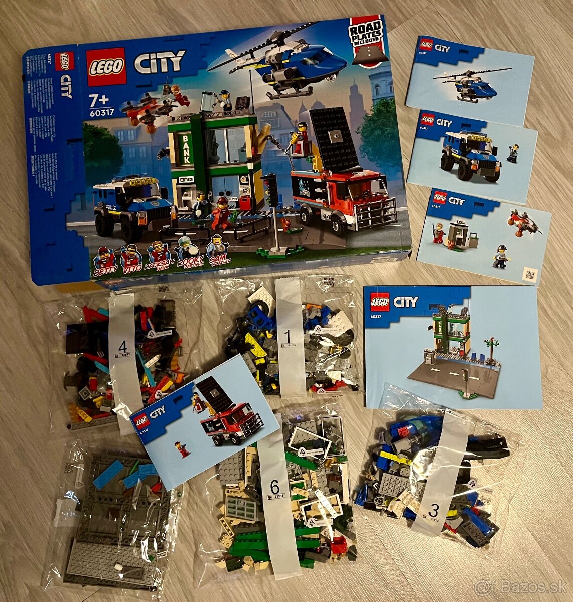 LEGO City 60317 Policajná naháňačka v banke