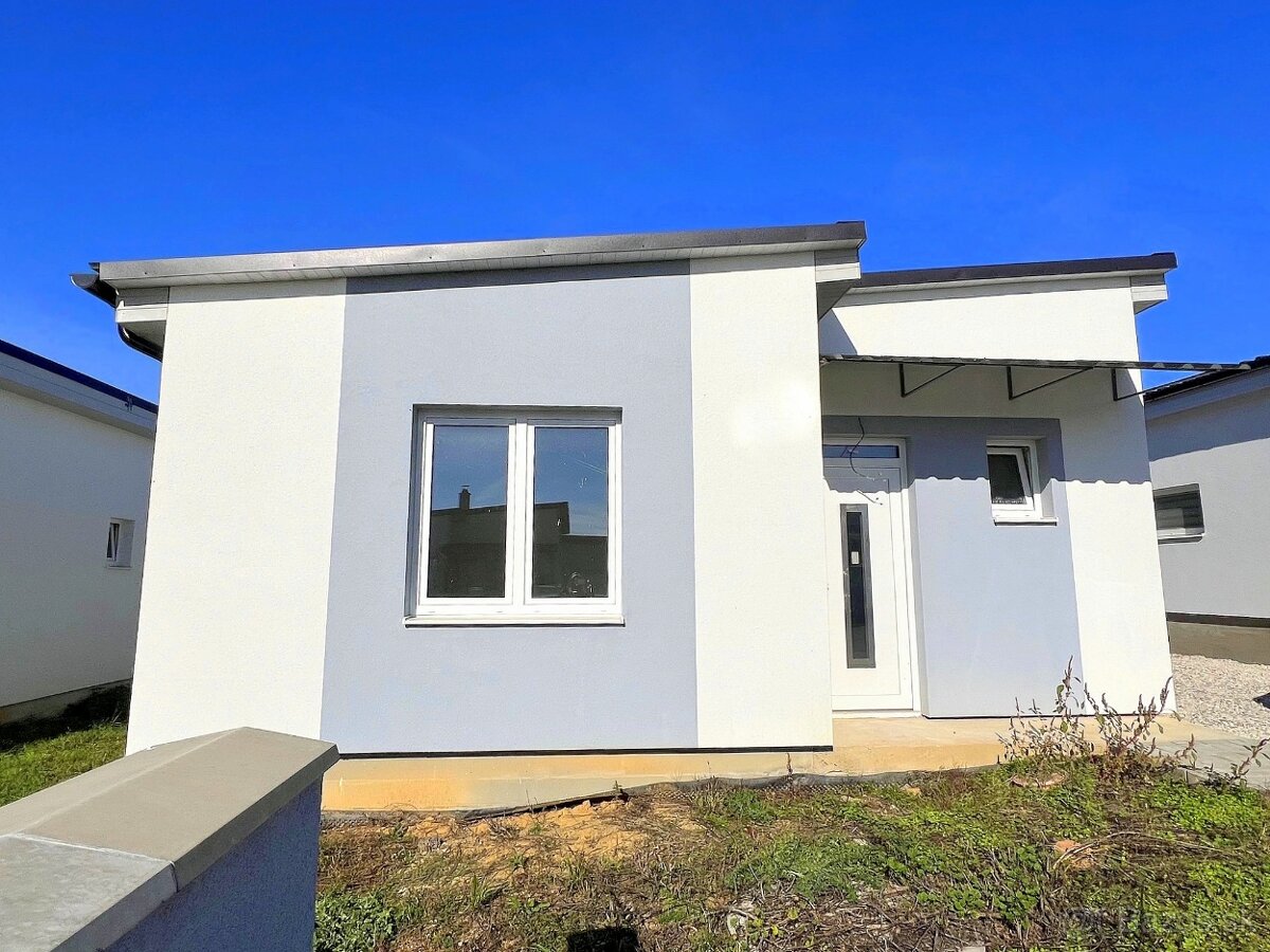 PREDAJ 3 IZB NOVOSTAVBA vo Dvorci s pozem.336m²