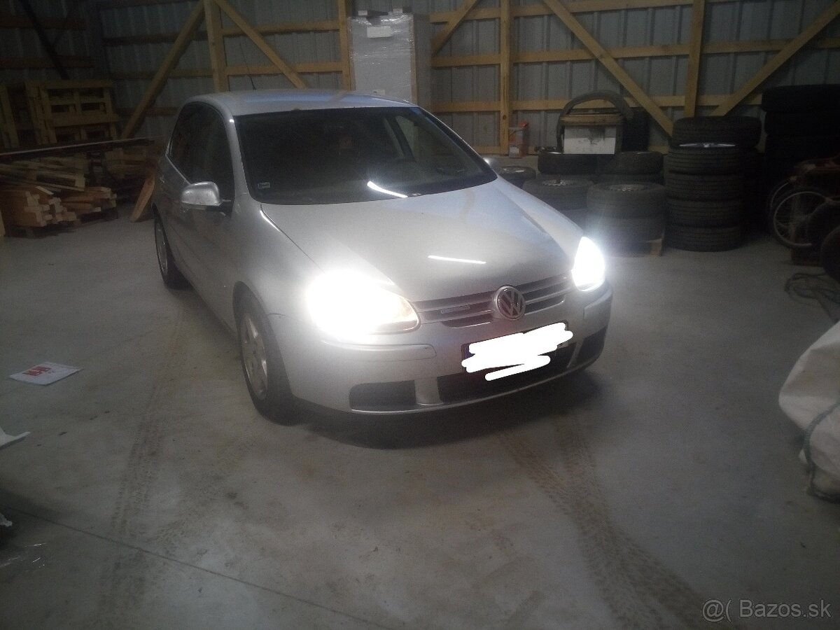 Volkswagen Golf 5 1.9 TDI Bluemotion