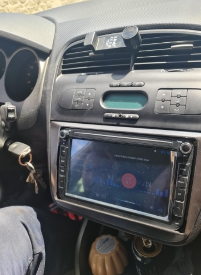 2DIN rádio 4+64GB,NXP čip,CarPlay,RDS,VW,SEAT,SKODA