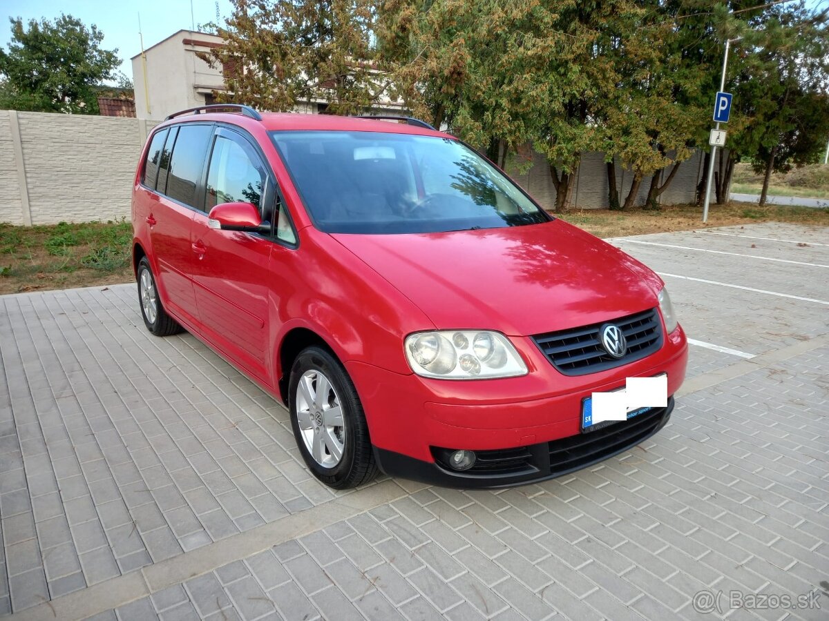 Volkswagen Touran 2.0 TDi