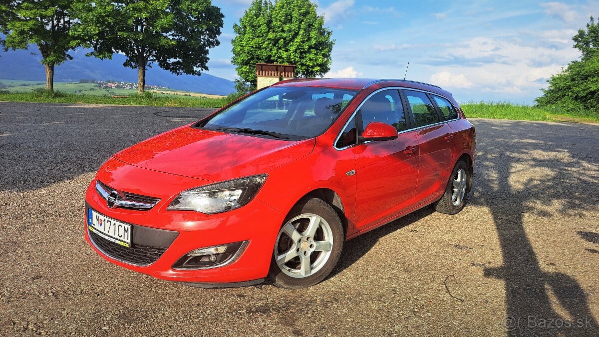 Opel Astra ST 1.4 103kw 2014