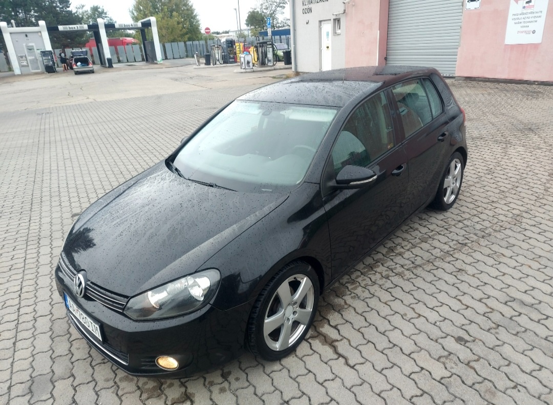 Predam VW golf 6 2.0tdi 81kw 2009