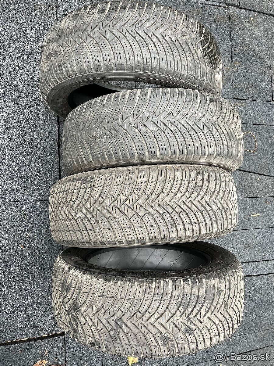 _Celorocne pneu 205/55 R16 Kleber