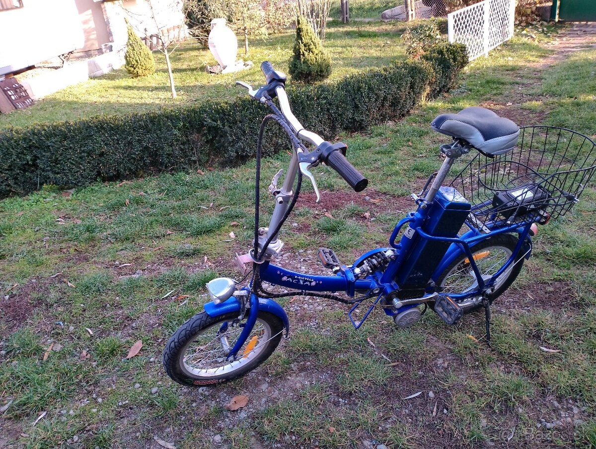 Skladací elektrobicykel