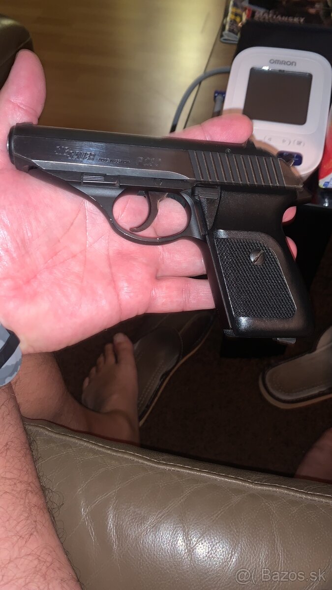 Sig Sauer P230 črienky pažbičky